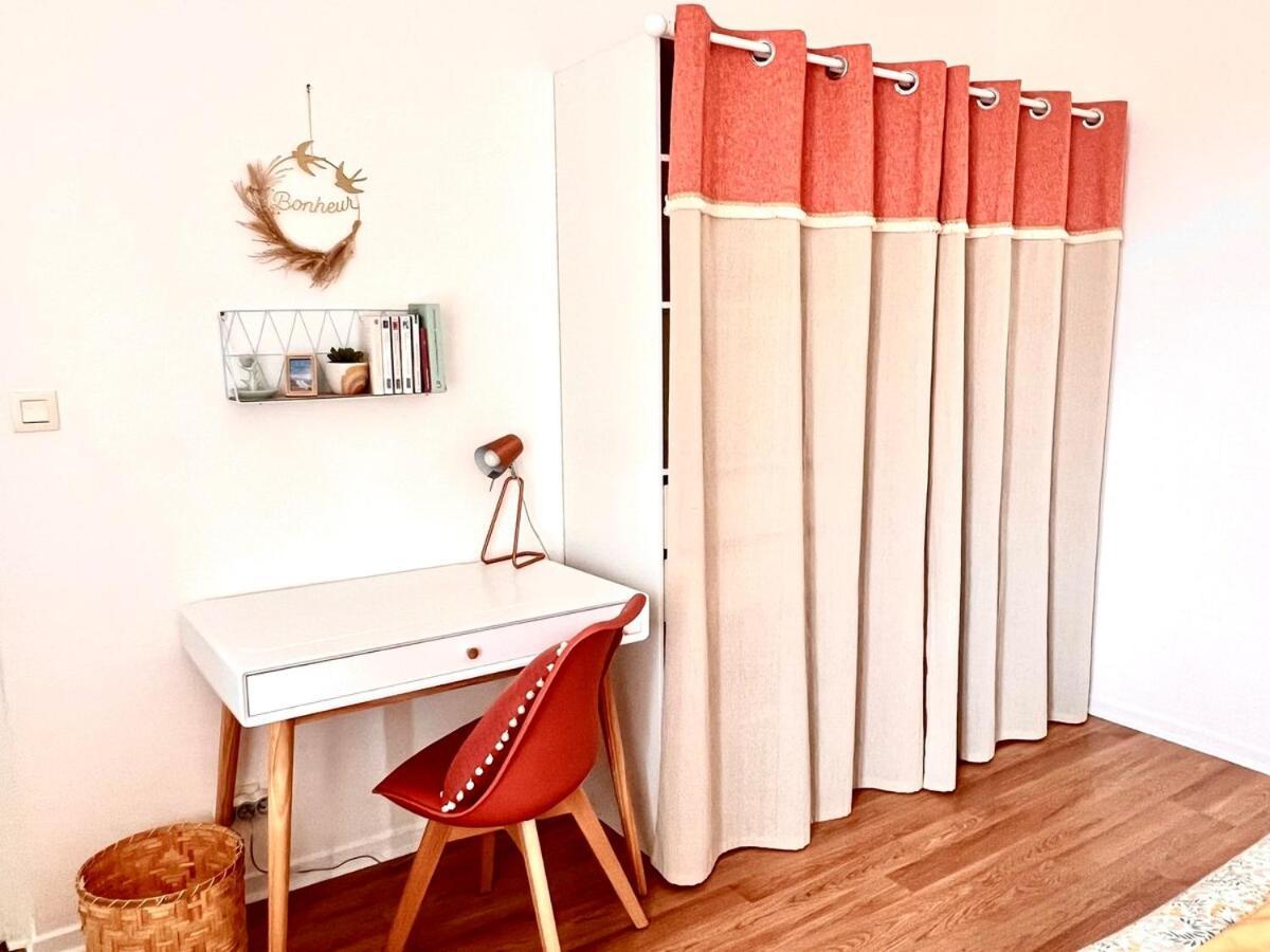 Le Retro Boheme ~ Tout Confort ~ Arrivee Autonome Montlucon Luaran gambar